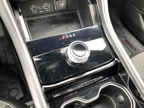 Used 2023 Jeep Grand Cherokee Altitude AWD/4WD image 29