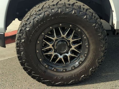 Used 2019 RAM 2500 Limited image 30