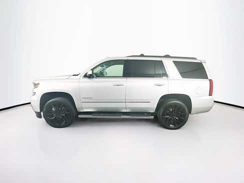 Used 2018 Chevrolet Tahoe LT w/ LT Signature Package AWD/4WD image 4