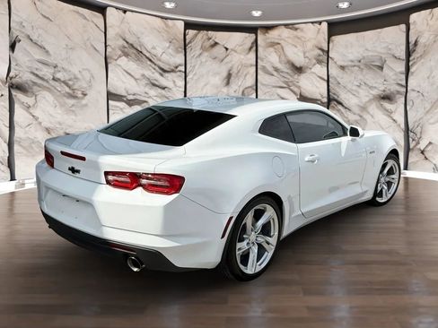Used 2023 Chevrolet Camaro LT w/ Technology Package RWD image 11