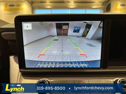 Used 2022 Ford Maverick XLT image 4