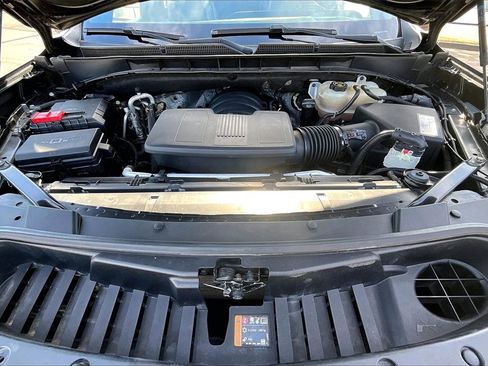 Used 2021 Cadillac Escalade Premium Luxury image 9