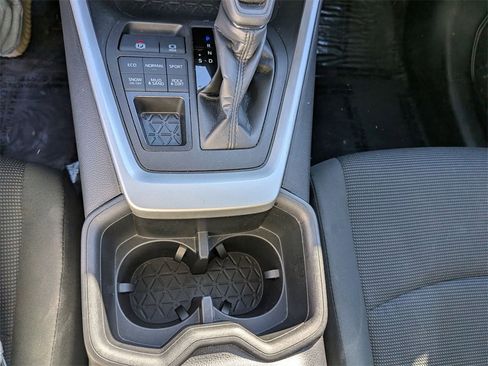 Used 2024 Toyota RAV4 LE image 20