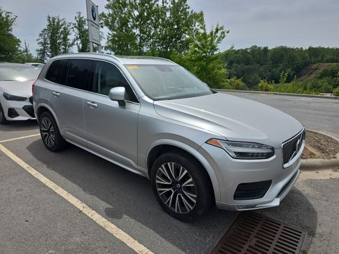Used 2020 Volvo XC90 T5 Momentum AWD/4WD image 1
