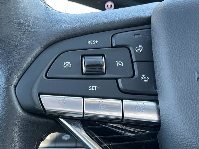 Used 2023 Cadillac Escalade Sport w/ Touring Package AWD/4WD image 40