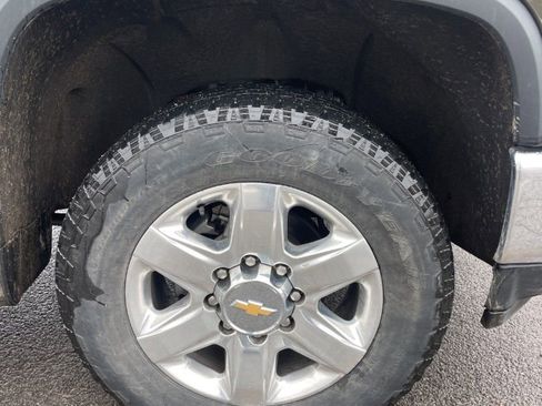 Used 2022 Chevrolet Silverado 2500 LTZ w/ Gooseneck/5TH Wheel Package image 18