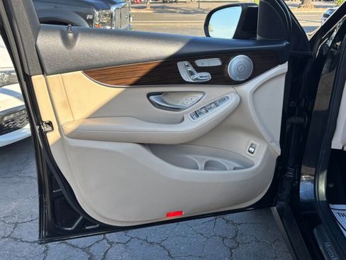 Used 2016 Mercedes-Benz GLC 300 image 13