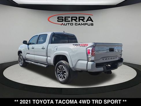 Used 2021 Toyota Tacoma TRD Sport AWD/4WD image 11