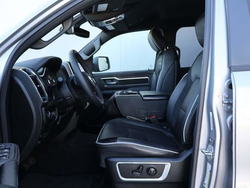 Used 2025 RAM 1500 Laramie image 8