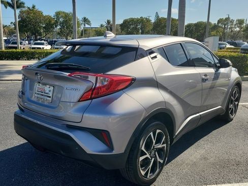 Used 2019 Toyota C-HR Limited image 4