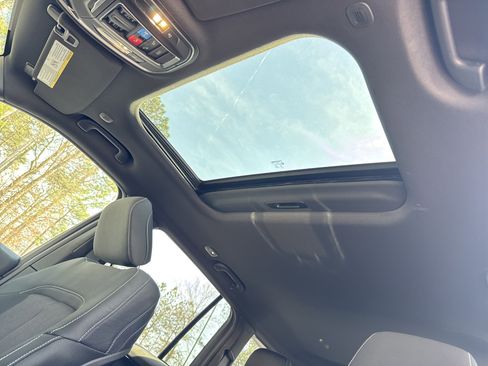 New 2026 Jeep Grand Cherokee Laredo X image 39