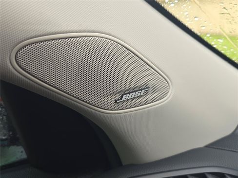 Used 2025 Honda Pilot Touring image 26