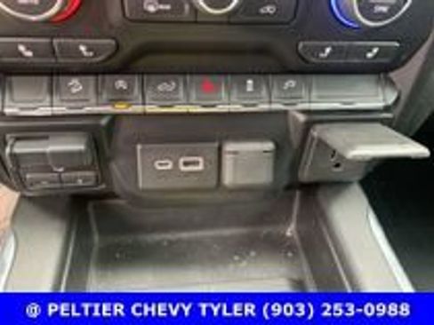 Used 2019 Chevrolet Silverado 1500 LT Trail Boss image 17