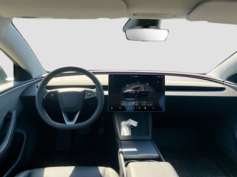 Used 2025 Tesla Model 3 Long Range RWD image 23