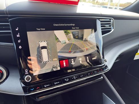 New 2026 Jeep Grand Wagoneer L Limited image 15