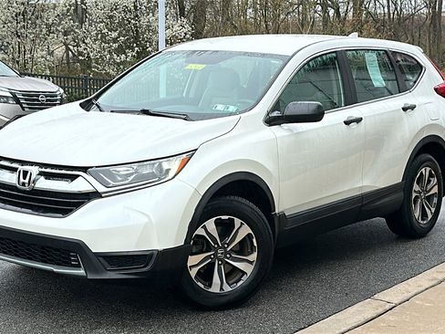 Used 2017 Honda CR-V LX image 1
