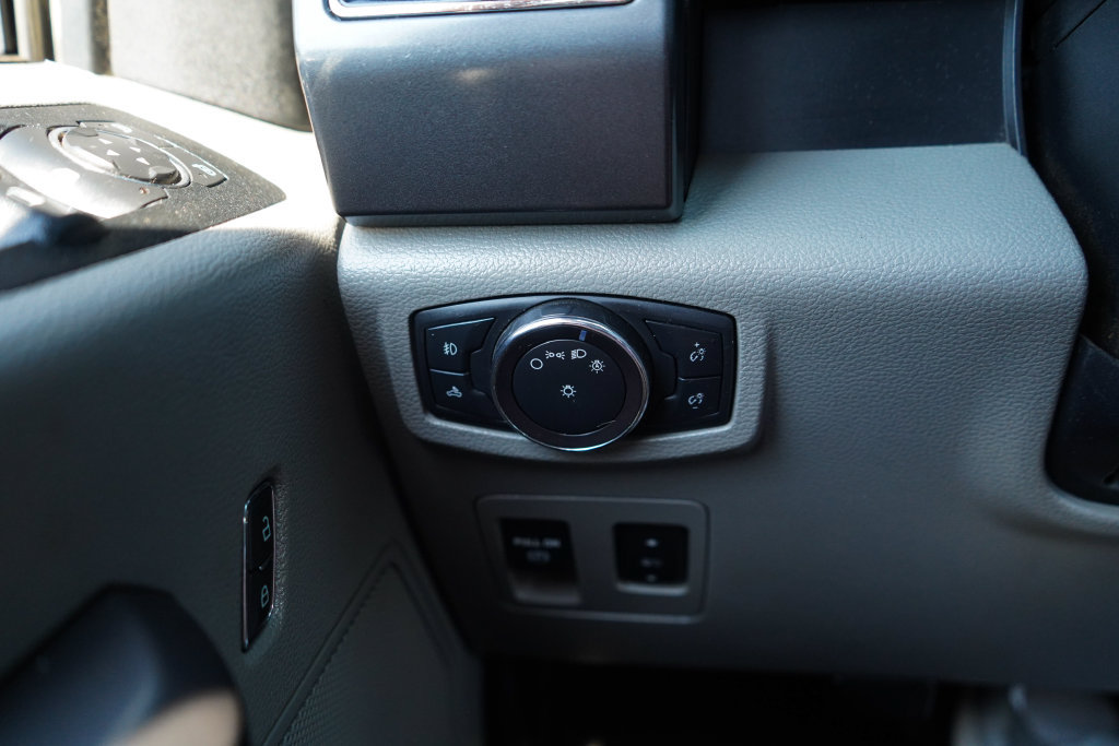 Used 2019 Ford F150 XLT w/ Equipment Group 301A Mid AWD/4WD image 32