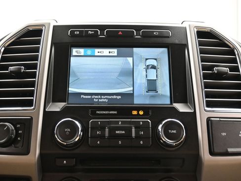 Used 2017 Ford F250 Lariat AWD/4WD image 31