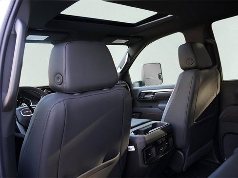 New 2026 GMC Sierra 2500 AT4 w/ AT4 Premium Plus Package image 21