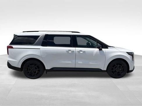 New 2026 Kia Carnival SX Prestige FWD image 8
