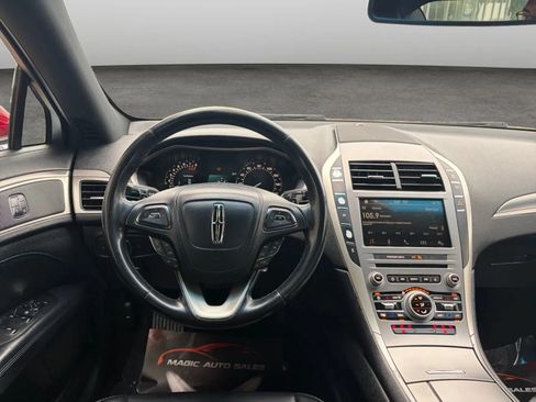 Used 2017 Lincoln MKZ Premiere FWD image 28