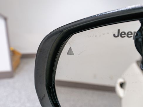 Used 2019 Jeep Compass Trailhawk w/ Cold Weather Group image 13