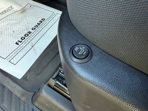 Used 2023 Chevrolet Silverado 1500 W/T w/ WT Value Package image 17