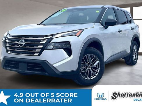 Used 2024 Nissan Rogue S image 1