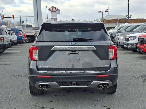 Certified 2020 Ford Explorer Platinum w/ Premium Technology Package image 5