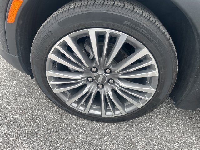 Used 2024 Cadillac XT4 Premium Luxury FWD image 26
