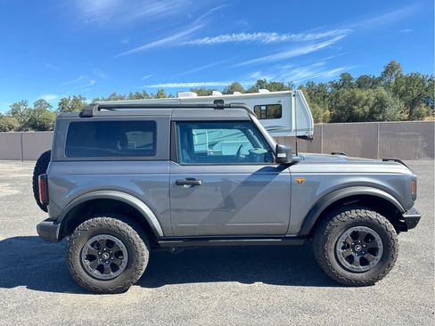 Certified 2021 Ford Bronco Badlands AWD/4WD image 4