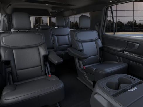 New 2026 Ford Expedition Max Platinum w/ Stealth Performance Package AWD/4WD image 11