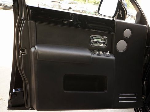 Used 2013 Rolls-Royce Phantom Sedan image 23