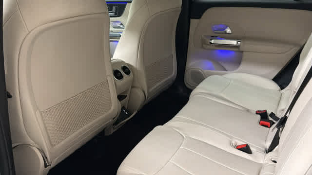 Certified 2026 Mercedes-Benz GLB 250 4MATIC image 31