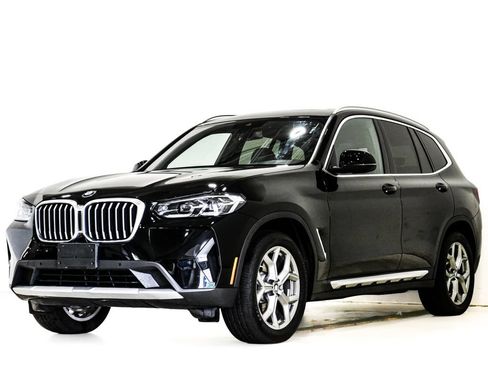 Used 2023 BMW X3 xDrive30i w/ Convenience Package AWD/4WD image 3