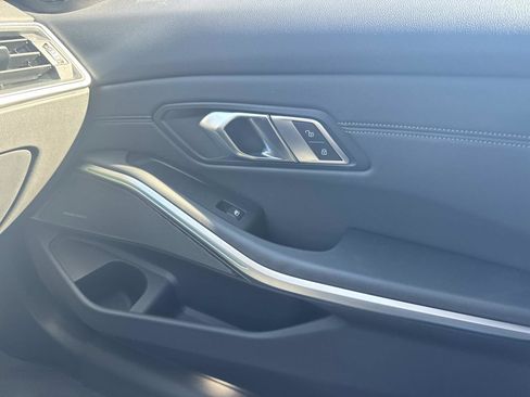 Used 2023 BMW M3 Competition w/ Executive Package image 20