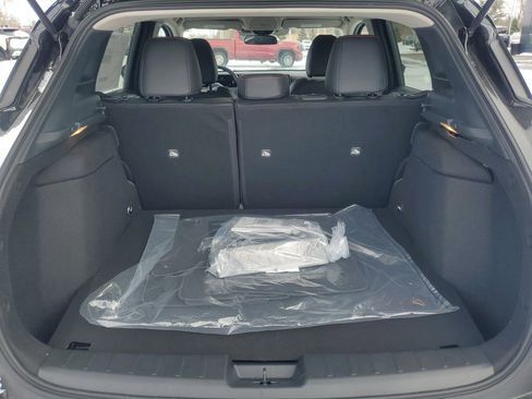 New 2026 Nissan Kicks SR image 9