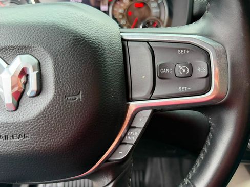 Used 2022 RAM 1500 Laramie AWD/4WD image 11