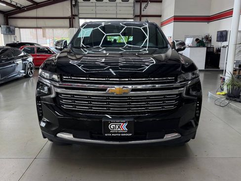 Used 2021 Chevrolet Suburban Premier AWD/4WD image 6