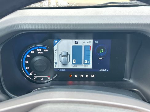 Used 2024 Ford Bronco Black Diamond image 12