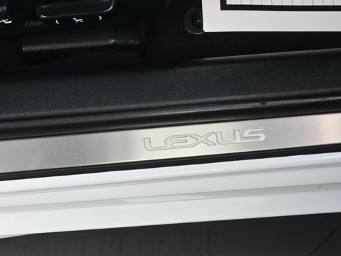 Used 2016 Lexus IS 200t RWD image 46