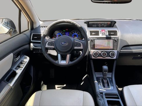 Used 2016 Subaru Crosstrek Touring AWD/4WD image 7