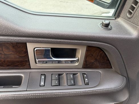 Used 2014 Ford F150 Platinum image 26