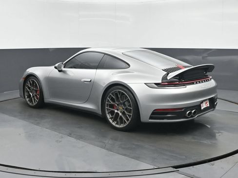 Used 2022 Porsche 911 Carrera 4S AWD/4WD image 5