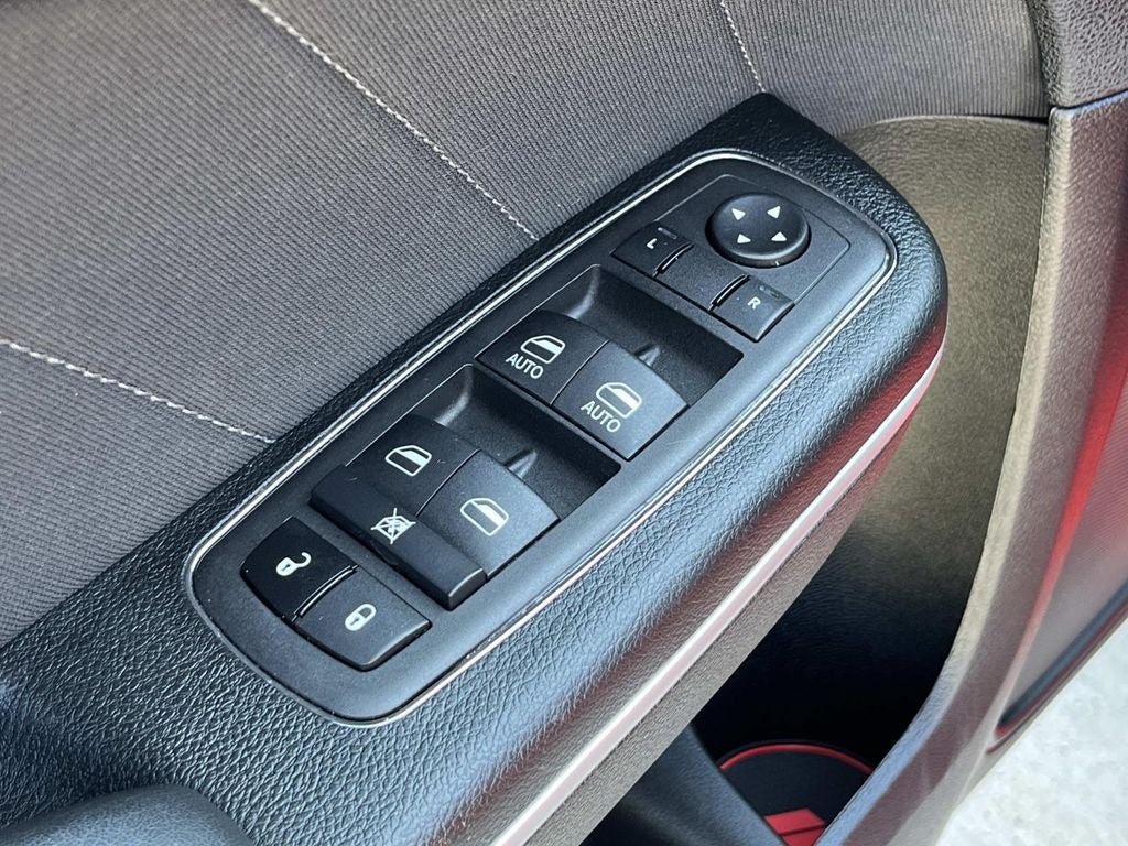 Used 2023 Dodge Charger R/T RWD image 25
