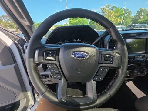 Used 2020 Ford F150 XLT w/ Equipment Group 302A Luxury AWD/4WD image 16