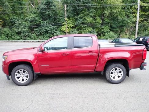 Used 2017 Chevrolet Colorado LT AWD/4WD image 6