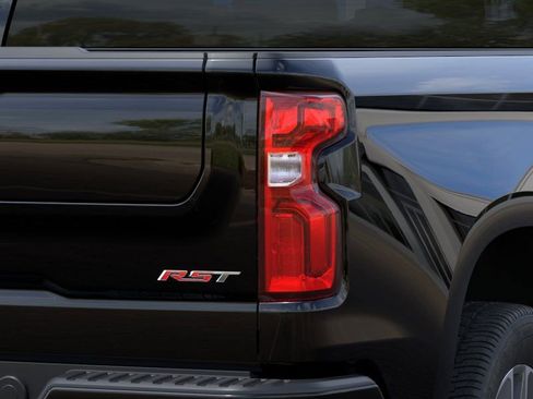 Used 2026 Chevrolet Silverado 1500 RST RWD image 11