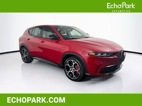 Used 2024 Alfa Romeo Tonale Veloce AWD/4WD image 1