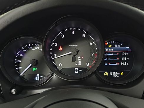 New 2026 Porsche Macan image 15